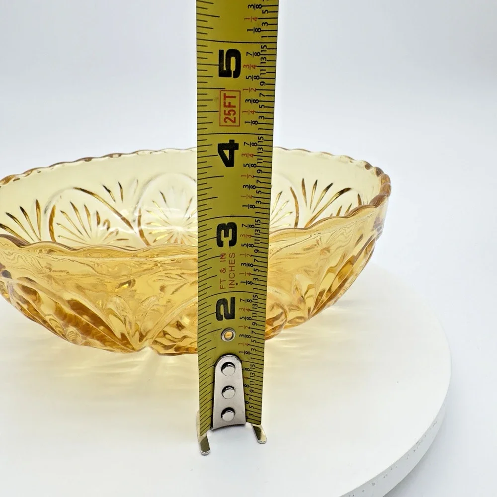 Vintage Yellow Glass Serving Bowl Anchor Hocking Medallion Honey Gold 8